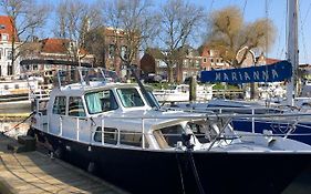 Boot & Breakfast - Slapen Op Het Water